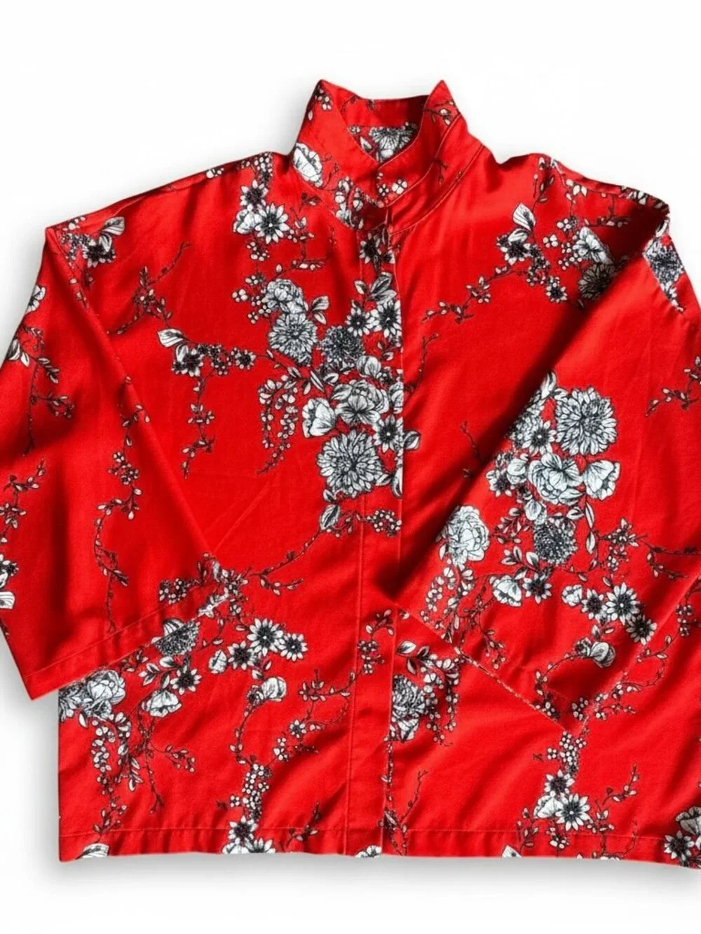 Brynn Walker Red Floral 2pc Set Medium Japanese Inspired Mandarin Collar Artsy